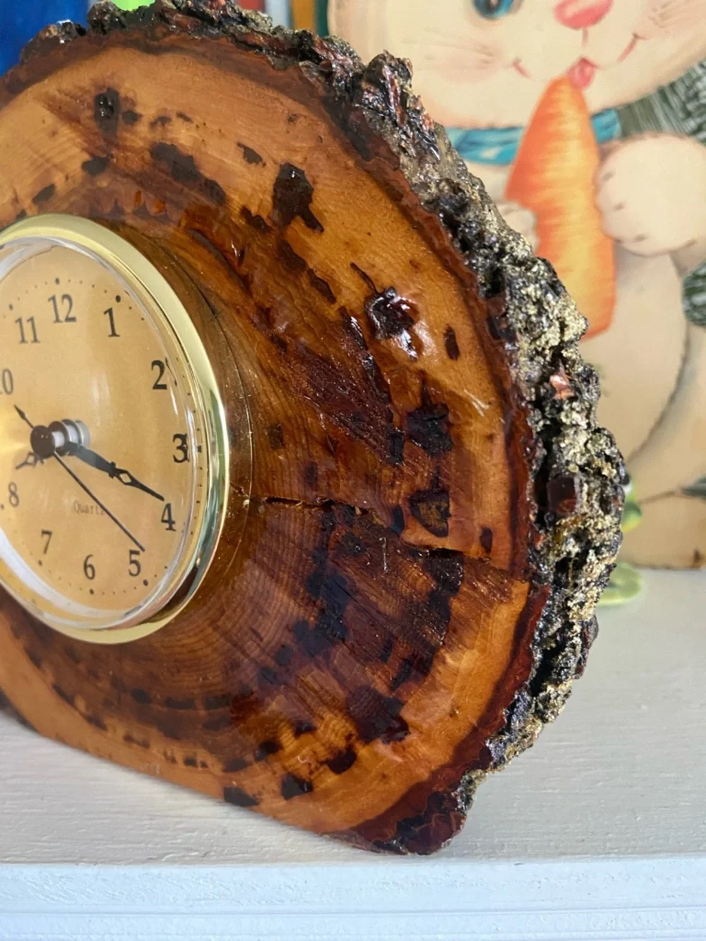Vintage Wood Slab Round Quartz Mantle/Shelf Clock